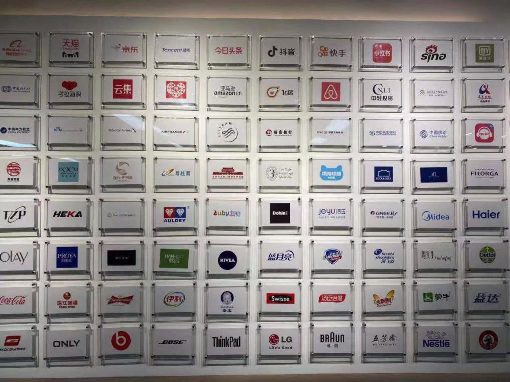 “名企游學廣東行”活動企業家一行到T.I.T創意園調研4 “名企游學廣東行”活動企業家一行到T.I.T創意園調研4